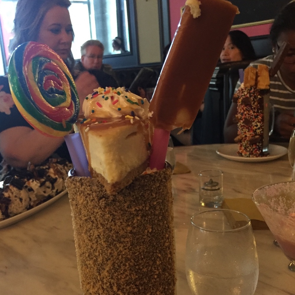 Meet your Posher, Blaire